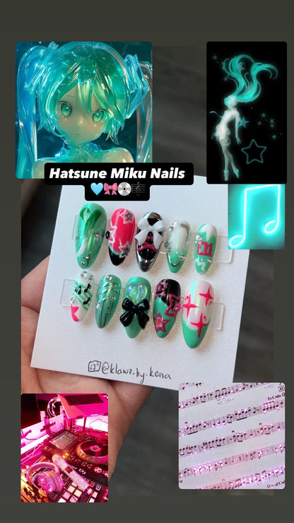 Hatsune Miku Nails